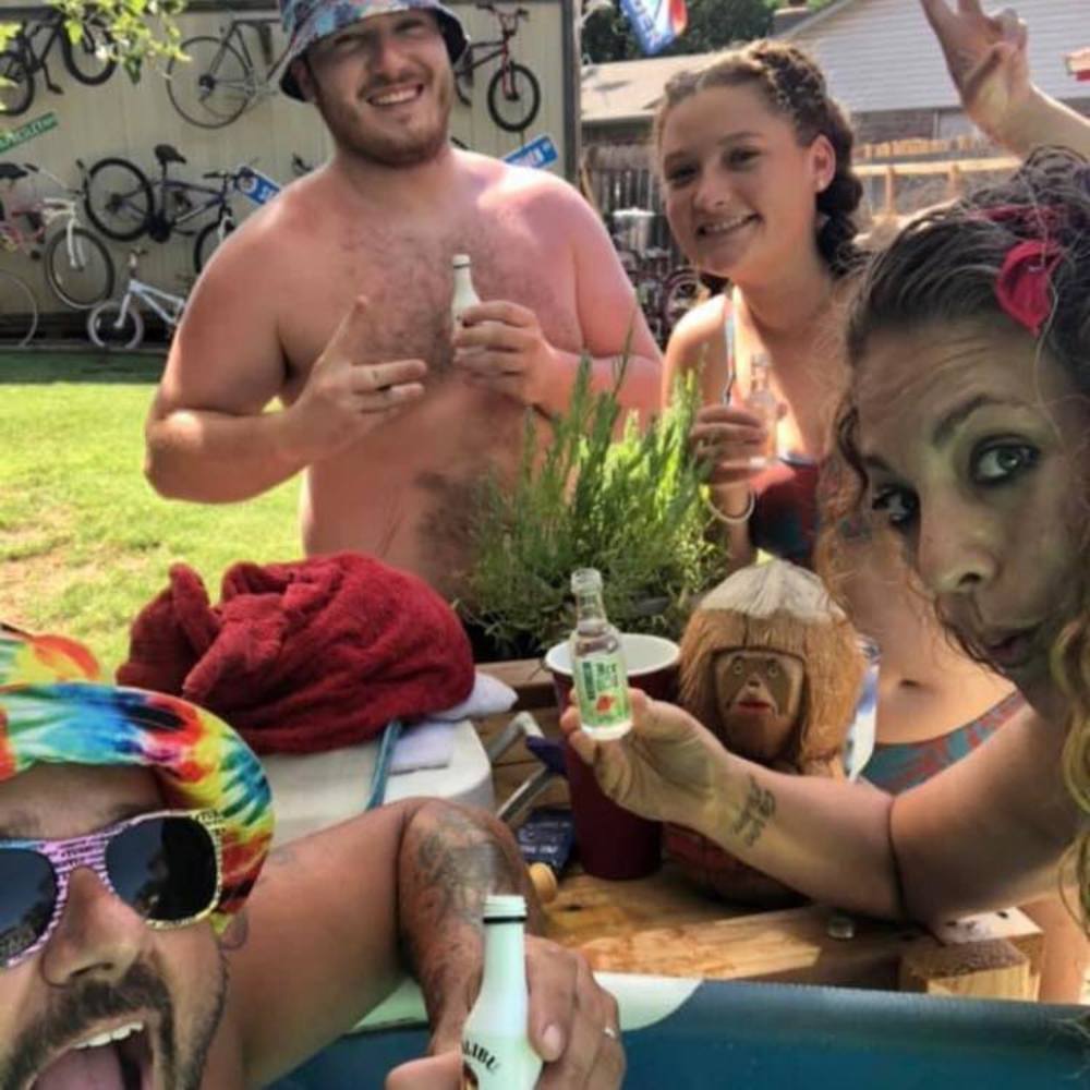 Meet your Posher, Kelley